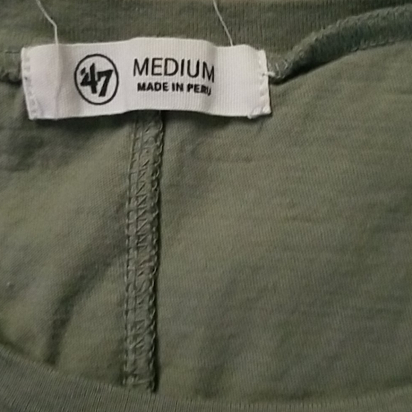 LA Tee - Picture 3 of 4